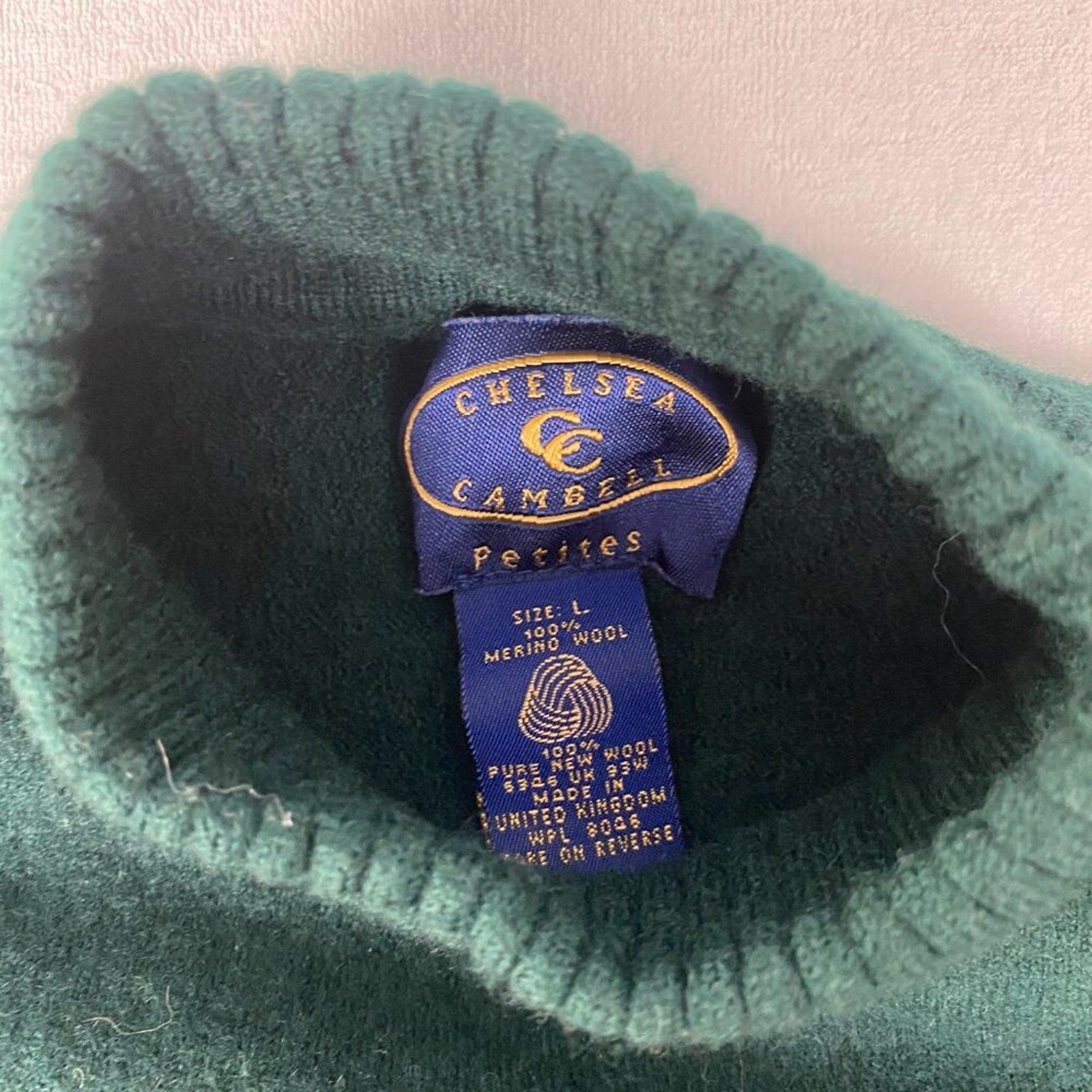 Vintage Made in United Kingdom Merino Wool Chelsea Cambell Turtleneck Sweater