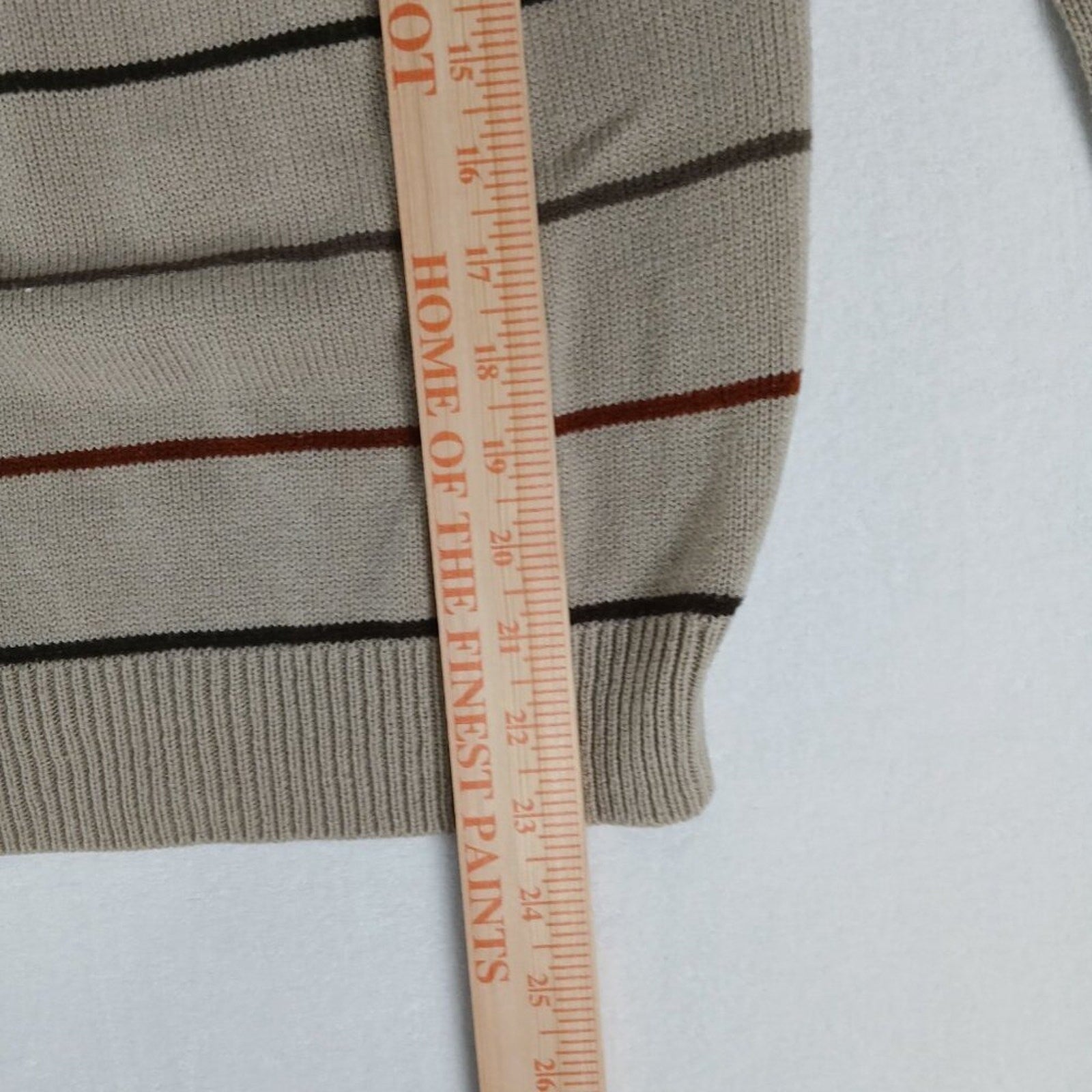 Vintage 90s Wellington Y2K Black Red Striped Tan Knit Crewneck Sweater