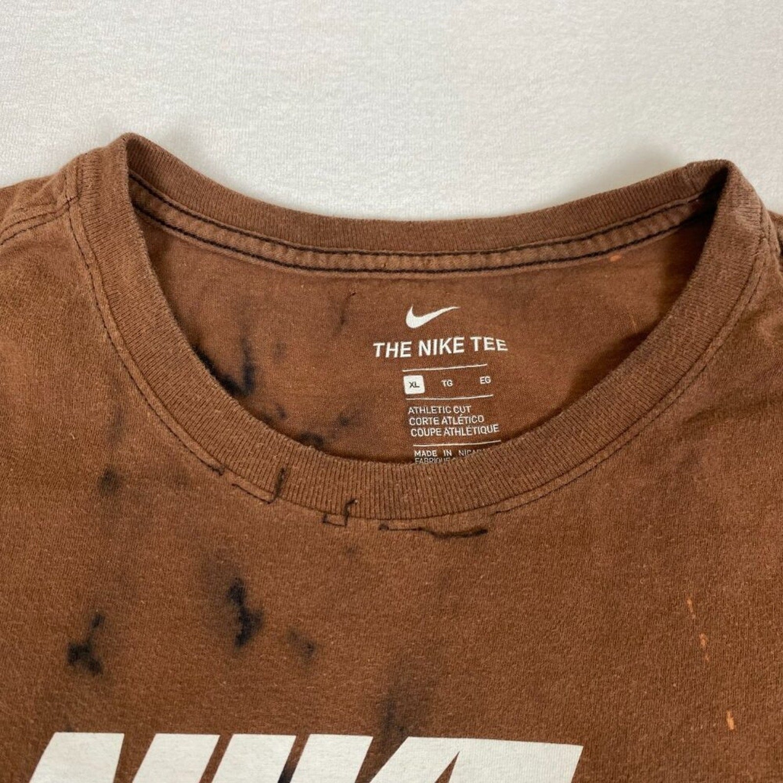 Nike Just Do It Spellout Graphic Distressed Tie Dye Bleach Stain Cotton Tee