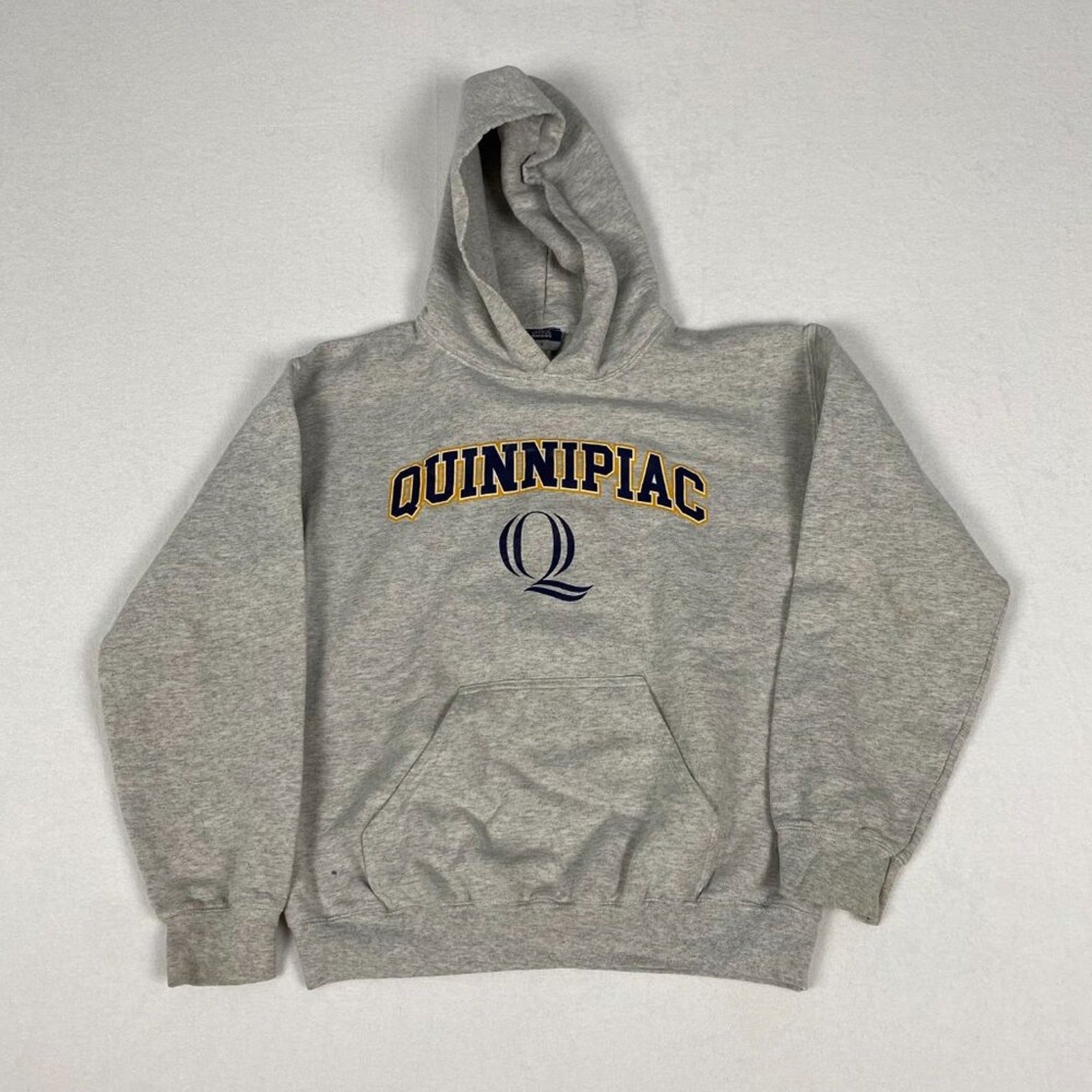 Quinnipiac University Spellout Logo Graphic Grey Hoodie Sweatshirt Small