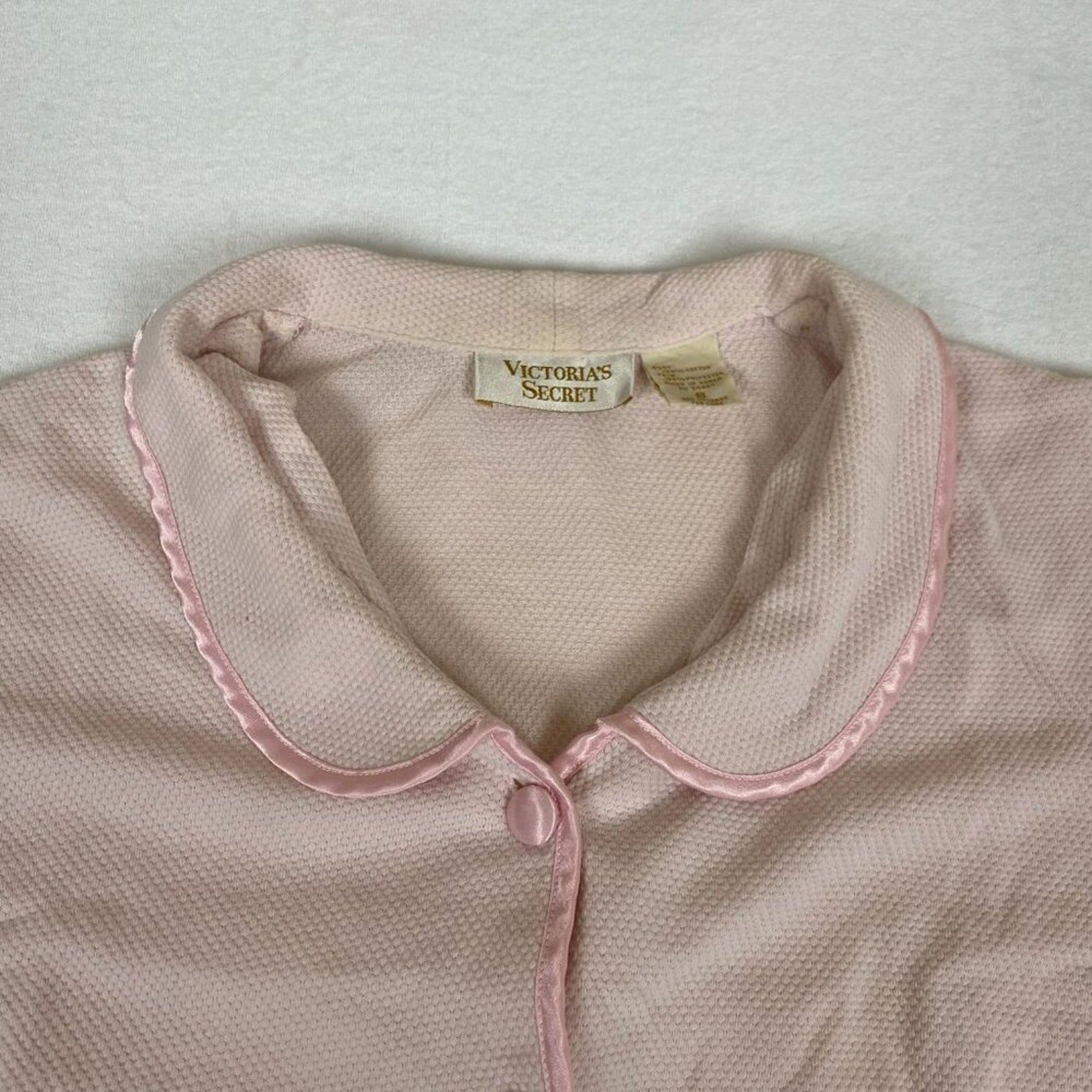 Vintage Victoria's Secret Smooth Satin Detail Night Crop Pale Pink Button Shirt