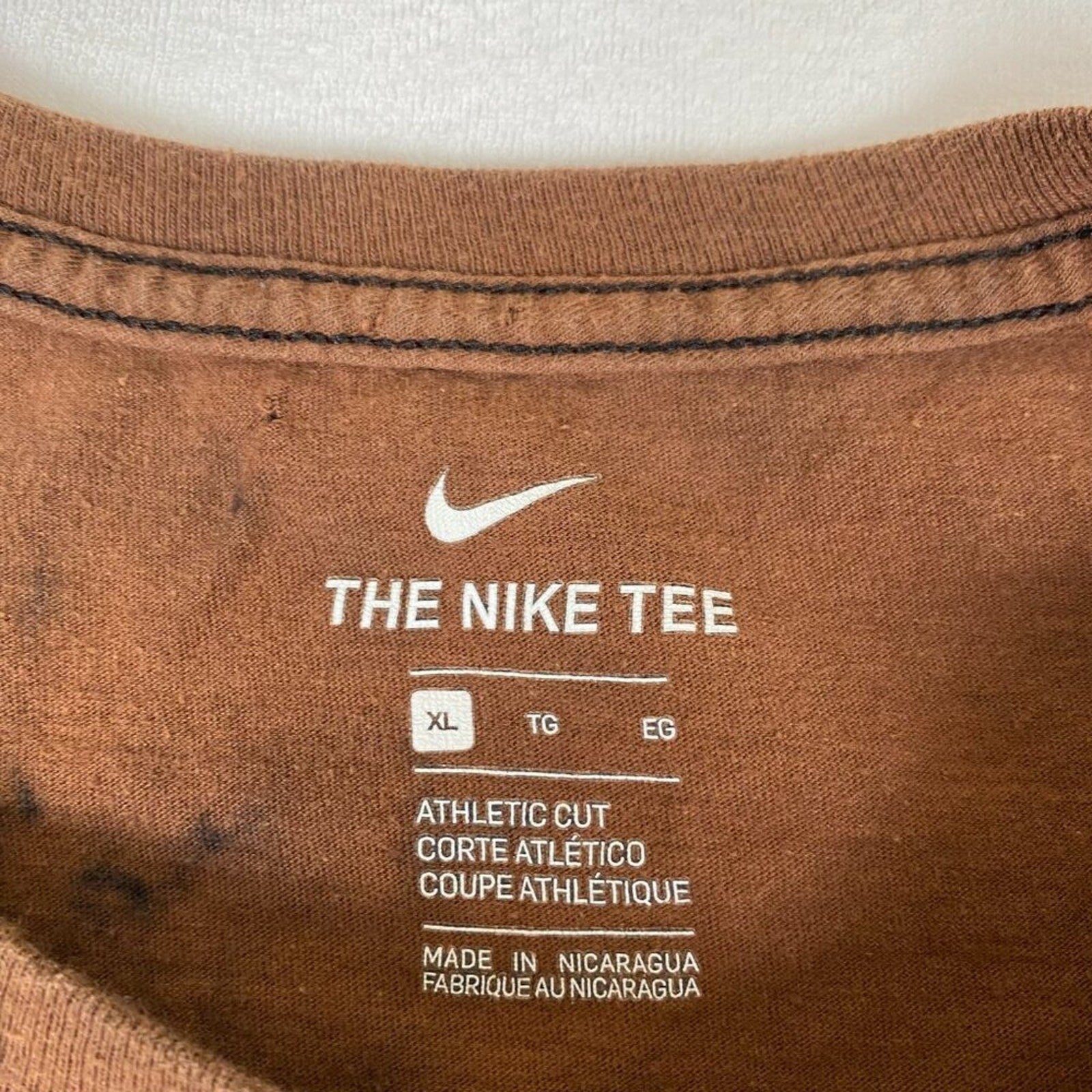 Nike Just Do It Spellout Graphic Distressed Tie Dye Bleach Stain Cotton Tee