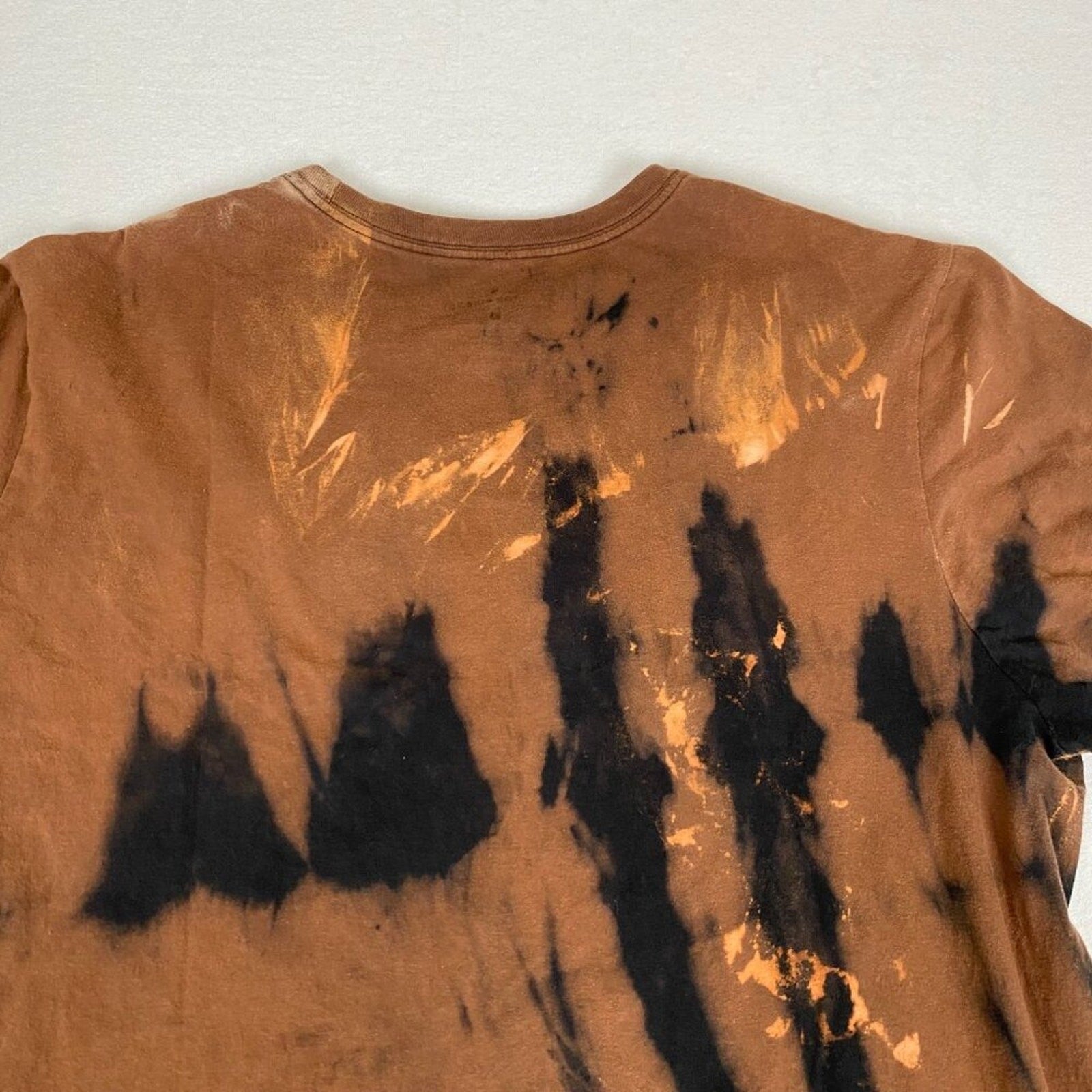 Nike Just Do It Spellout Graphic Distressed Tie Dye Bleach Stain Cotton Tee