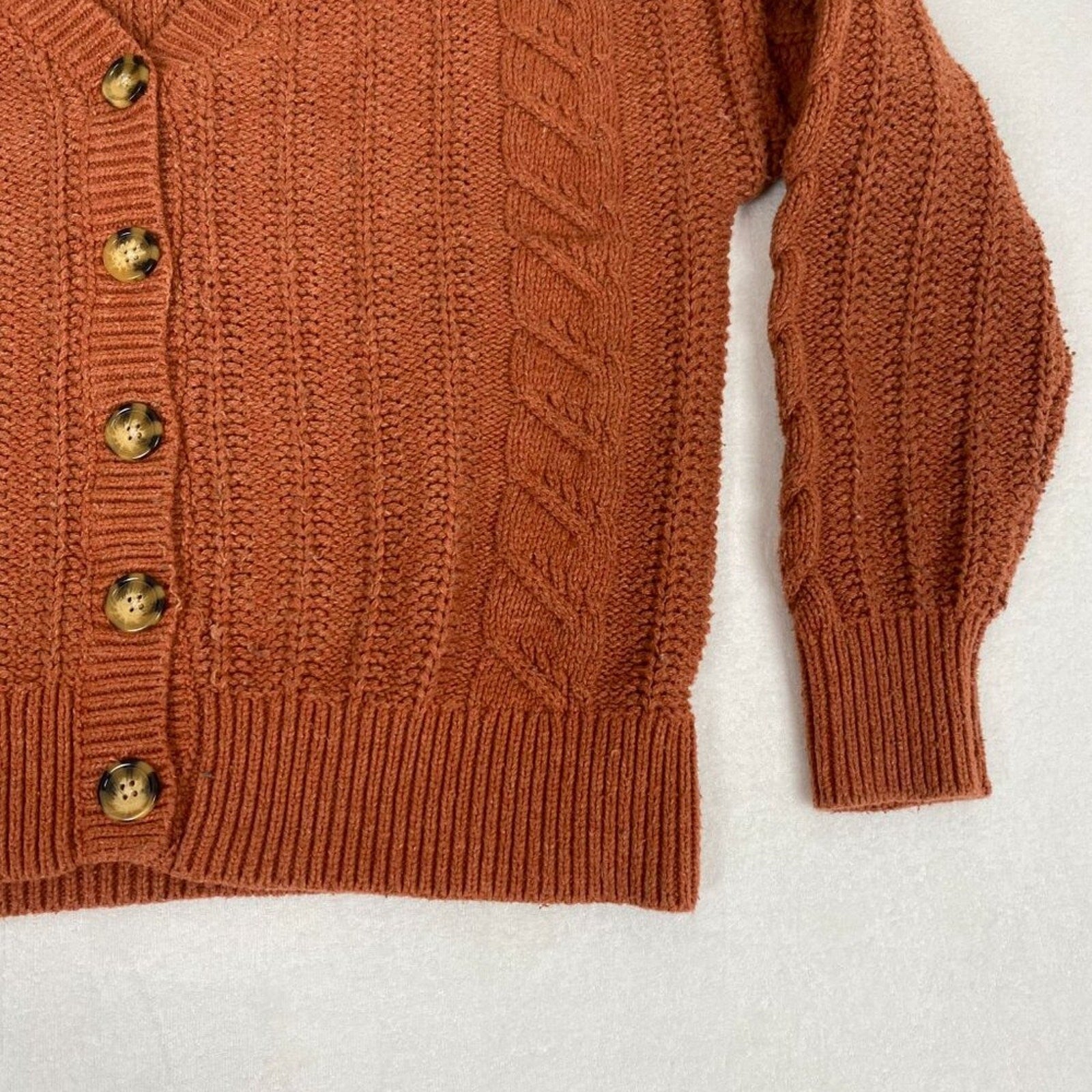 Cupcake and Cashmere Cable Knit Button Women's Cardigan Sweater Medium