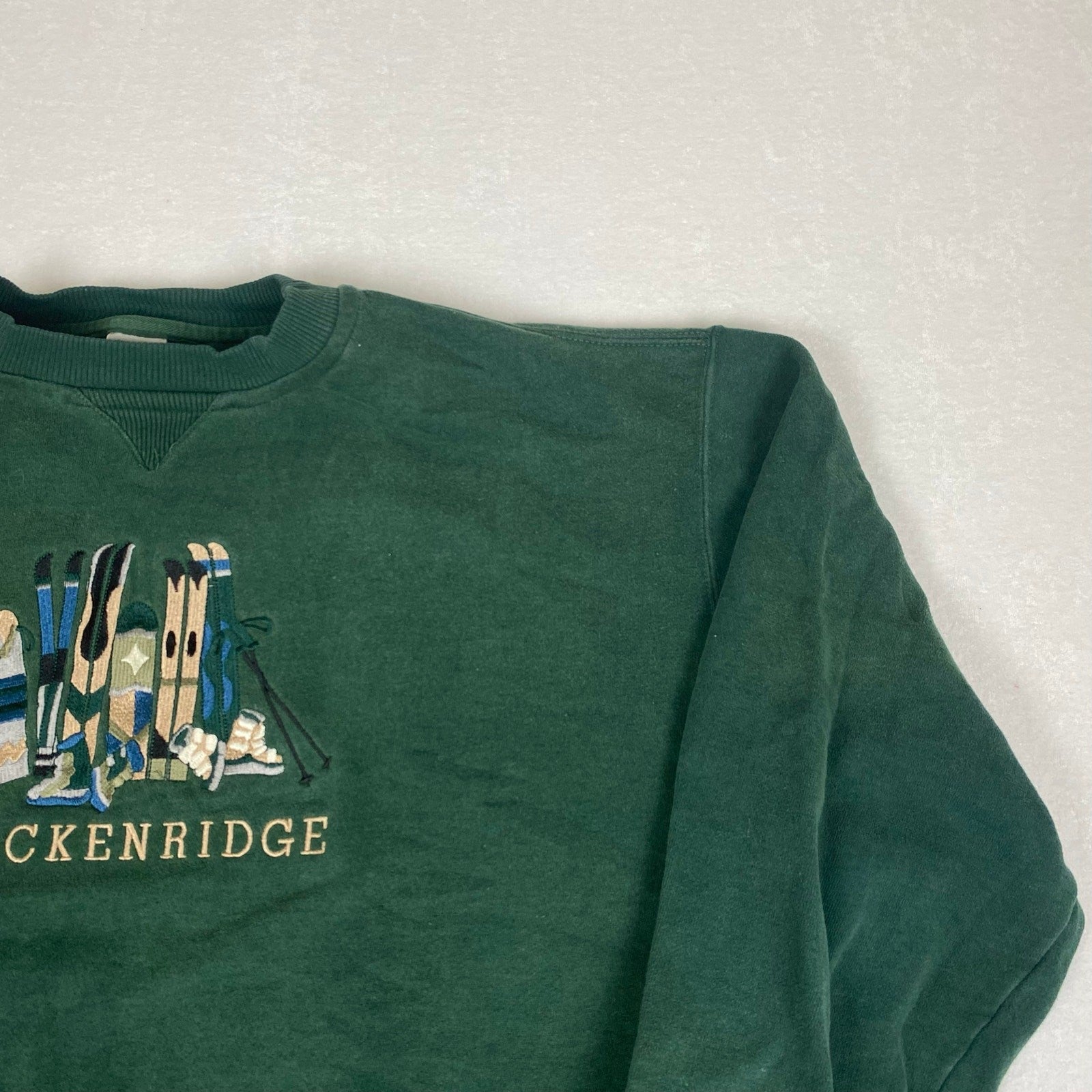 Vintage 90s Breckenridge Colorado Ski Snow Graphic Green Pullover Sweatshirt