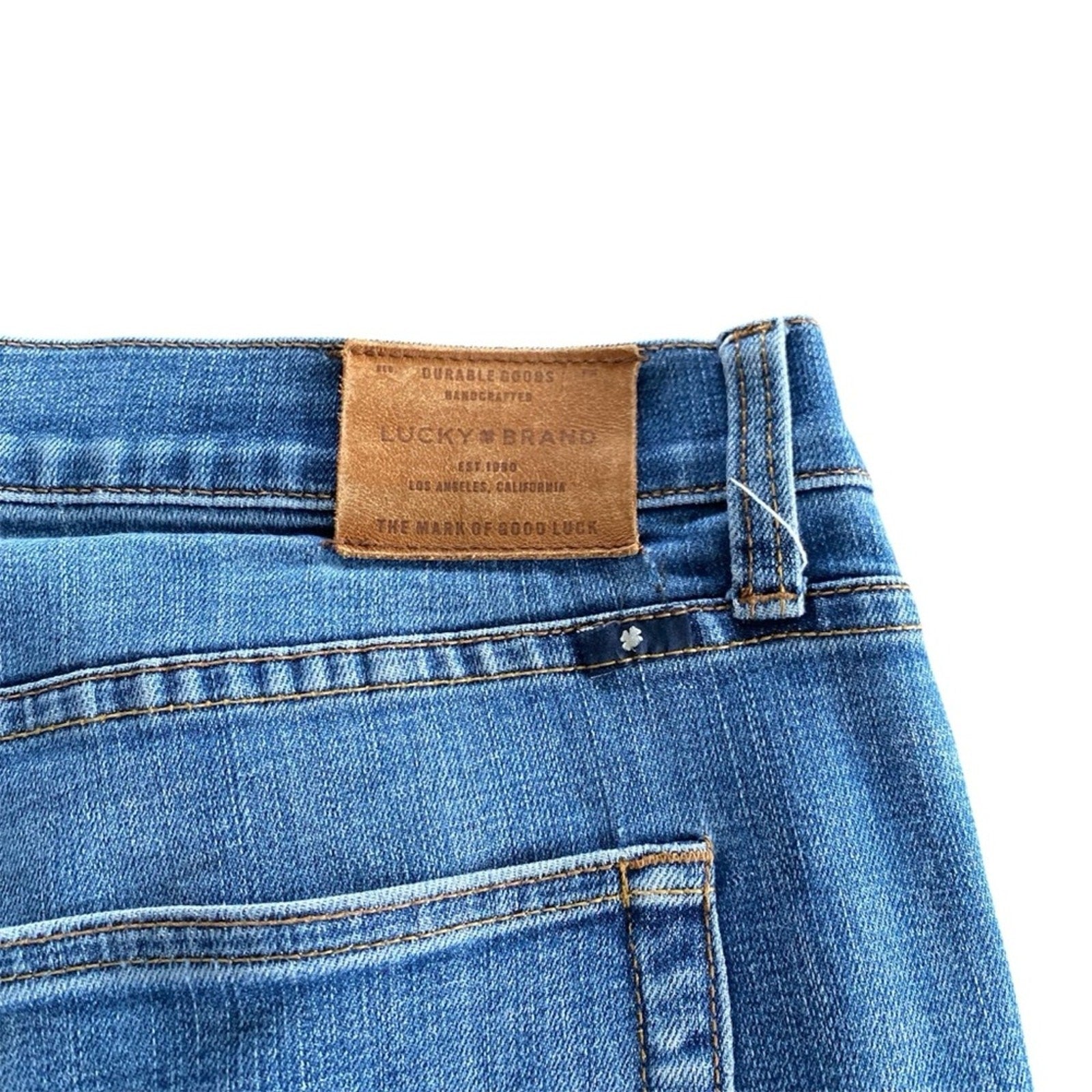 Lucky Brand 221 Straight Darkwash Whiskered Cotton Blue Jeans 40x31