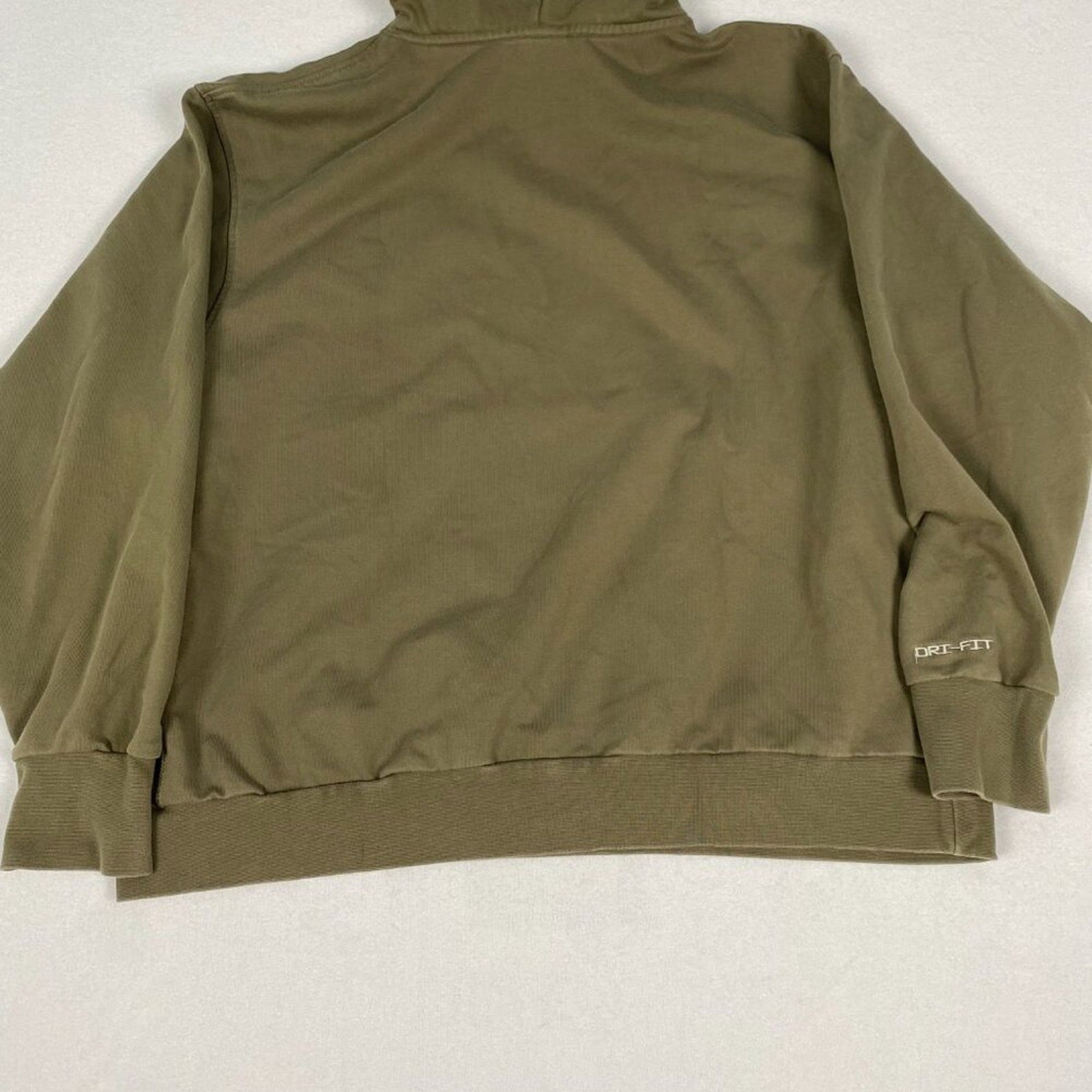 Nike Standard Issue Dri-Fit Zipper Pocket Athletic Green Cotton Hoodie