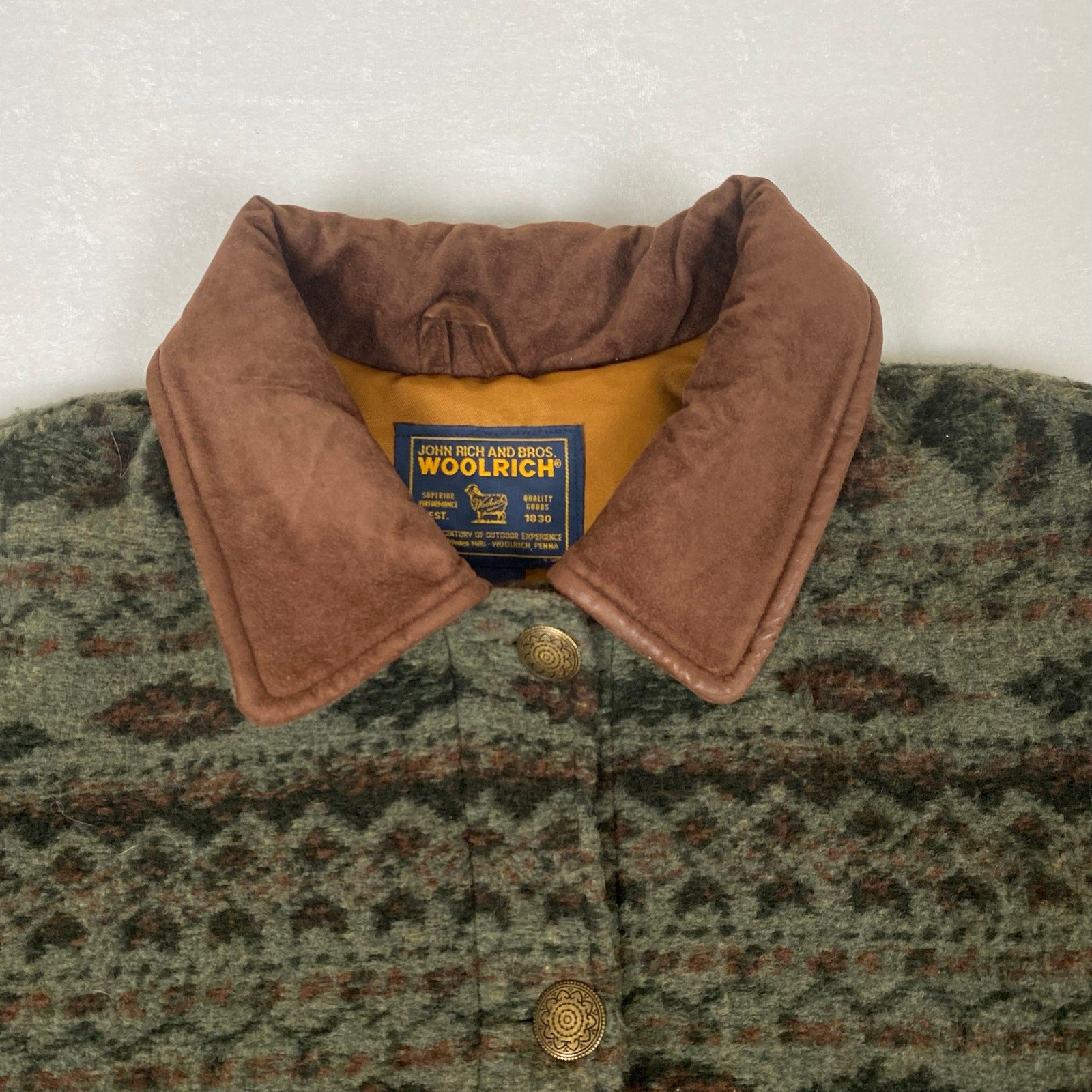 Woolrich Made in USA Native Fall Leaf Navajo Print Green Metal Button Coat
