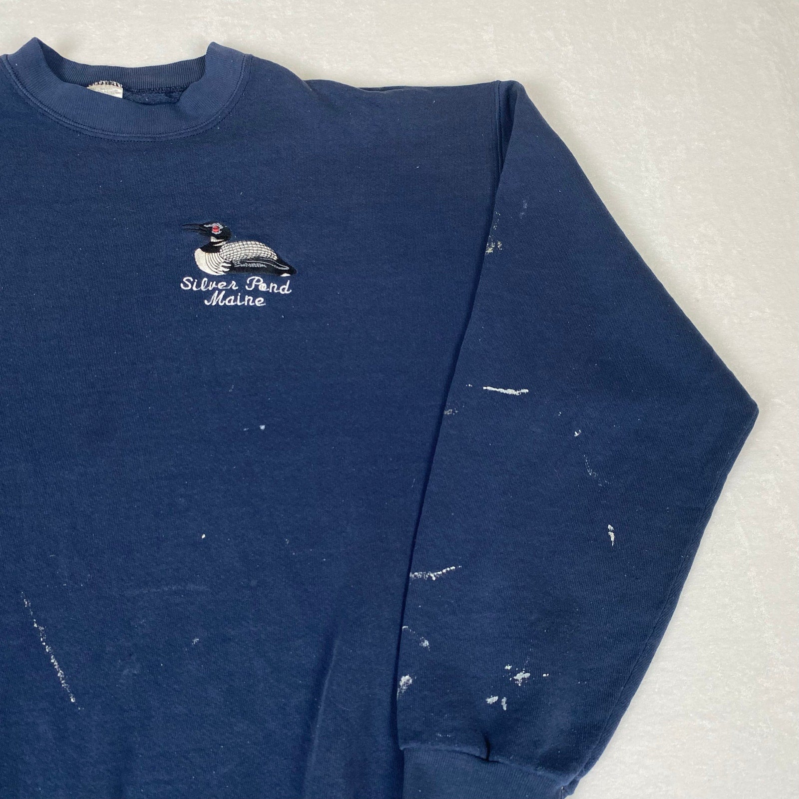 Vintage Made in USA Silver Pond Maine Paint Splatter Distressed Blue Sweatshirt